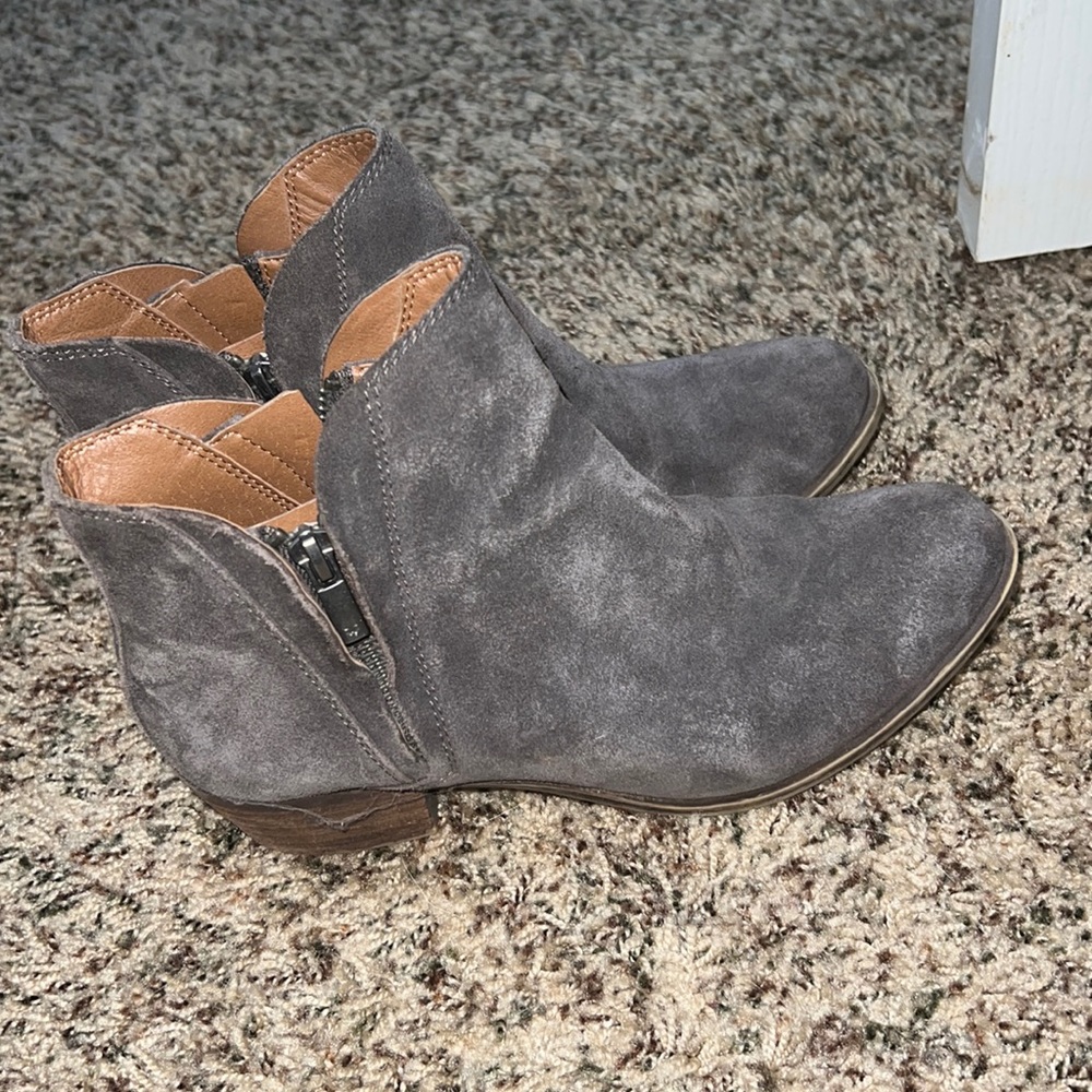 7.5 Lucky Booties